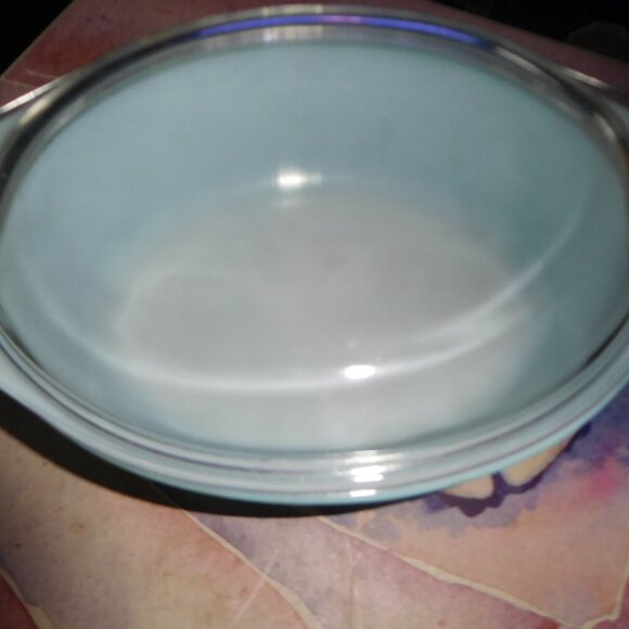 Vintage Pyrex Oval Casserole Dish